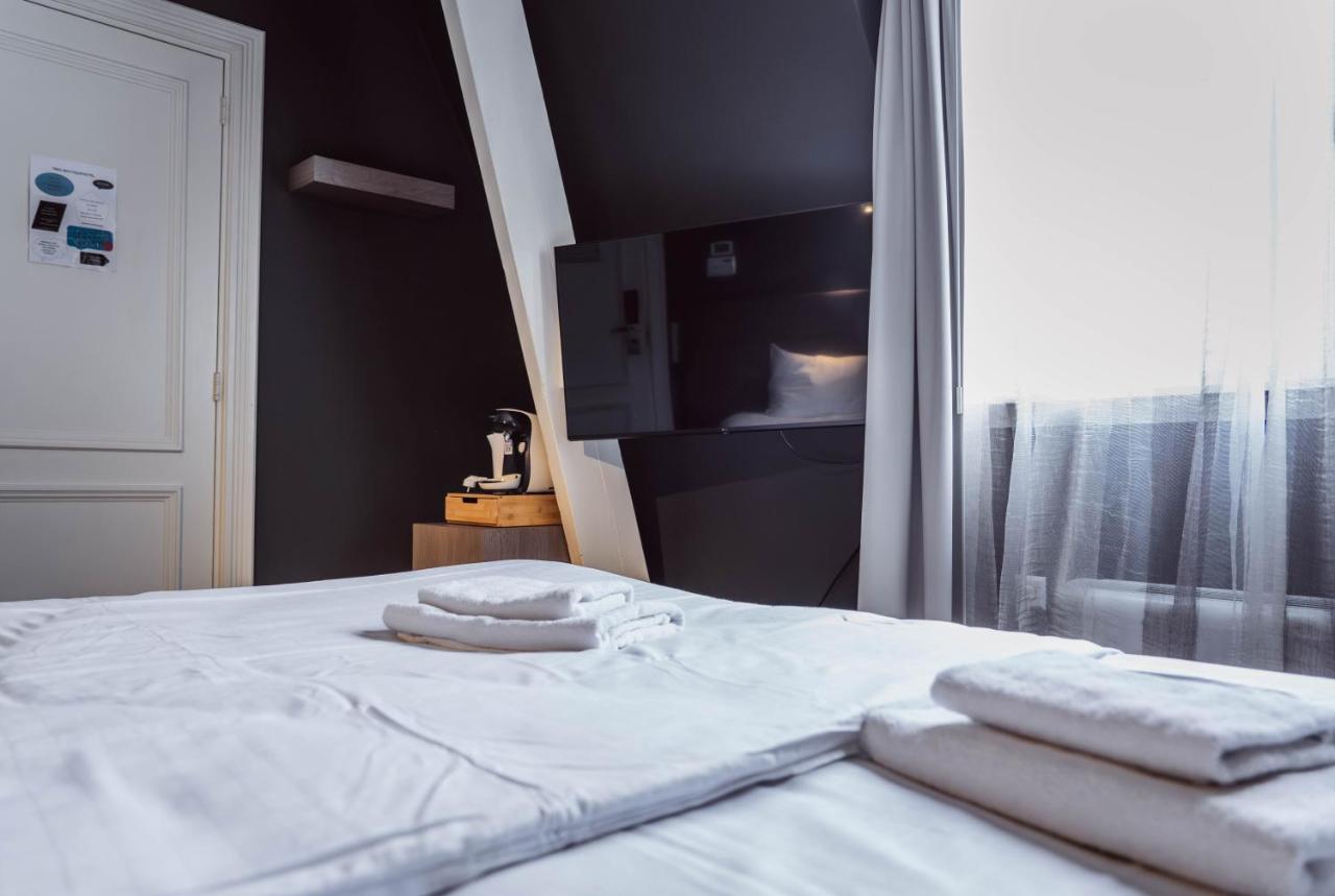 Small Double Room,1499394196:JPEG